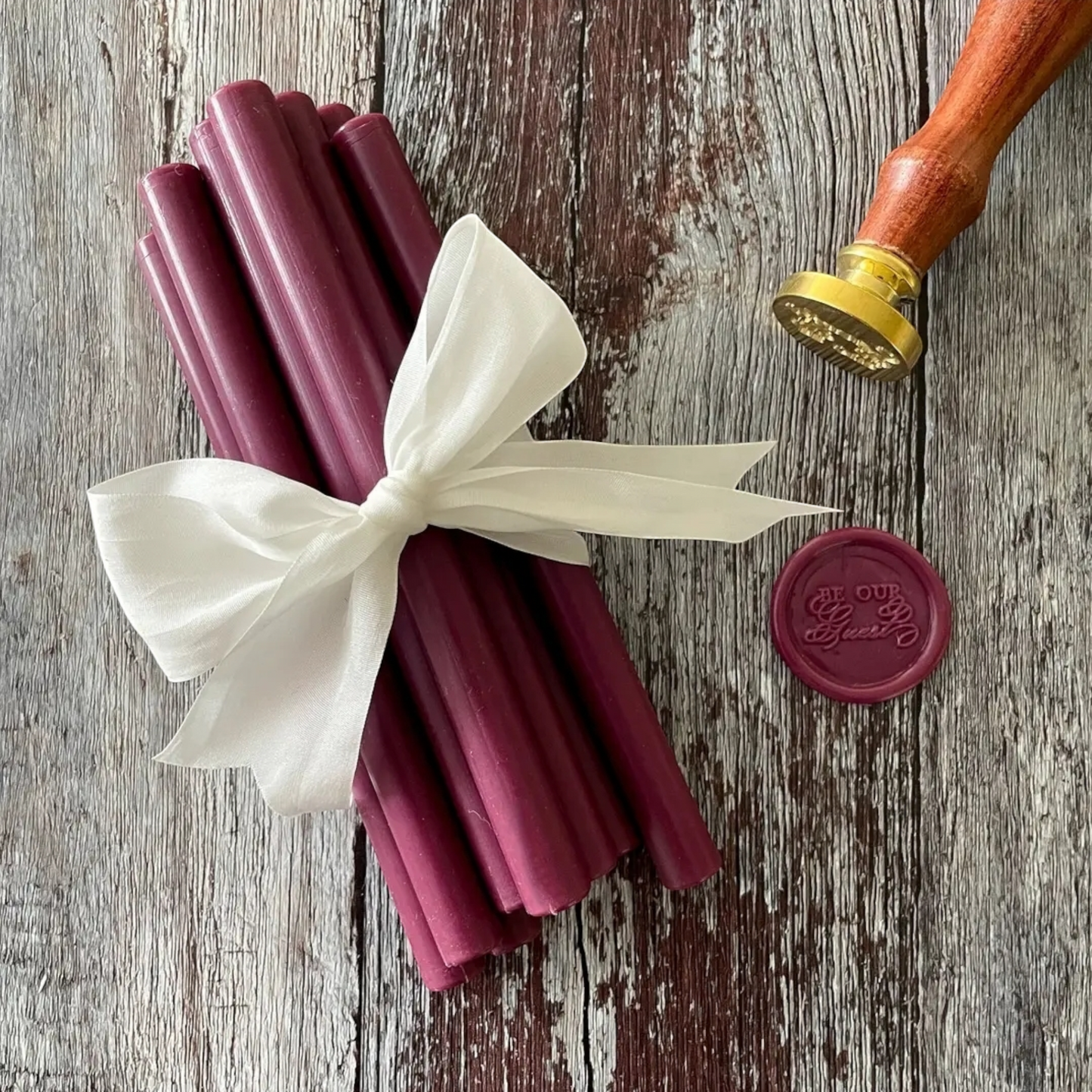 1 x Sealing Wax Stick- Magenta Purple