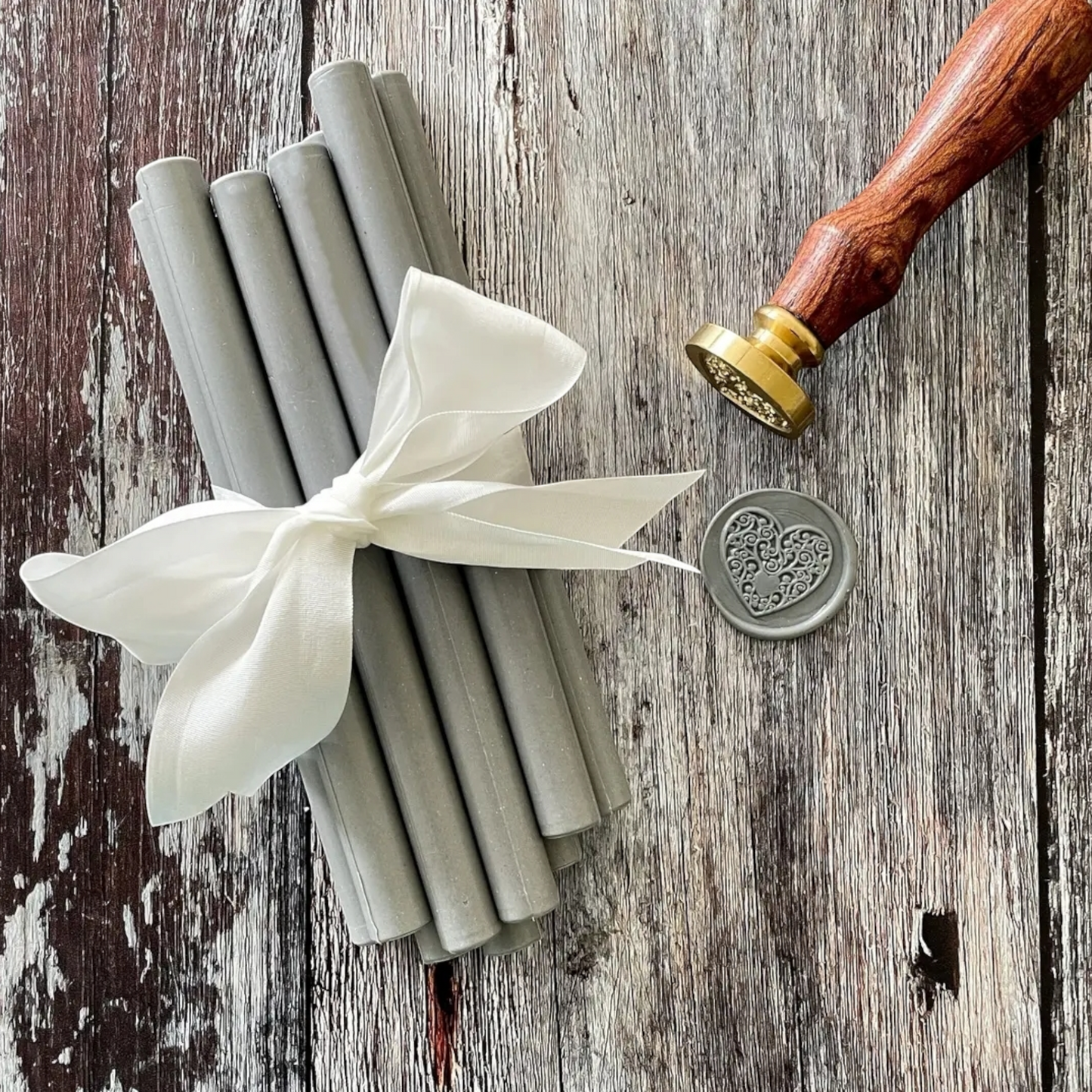 1 x Sealing Wax Stick- Graphite Grey