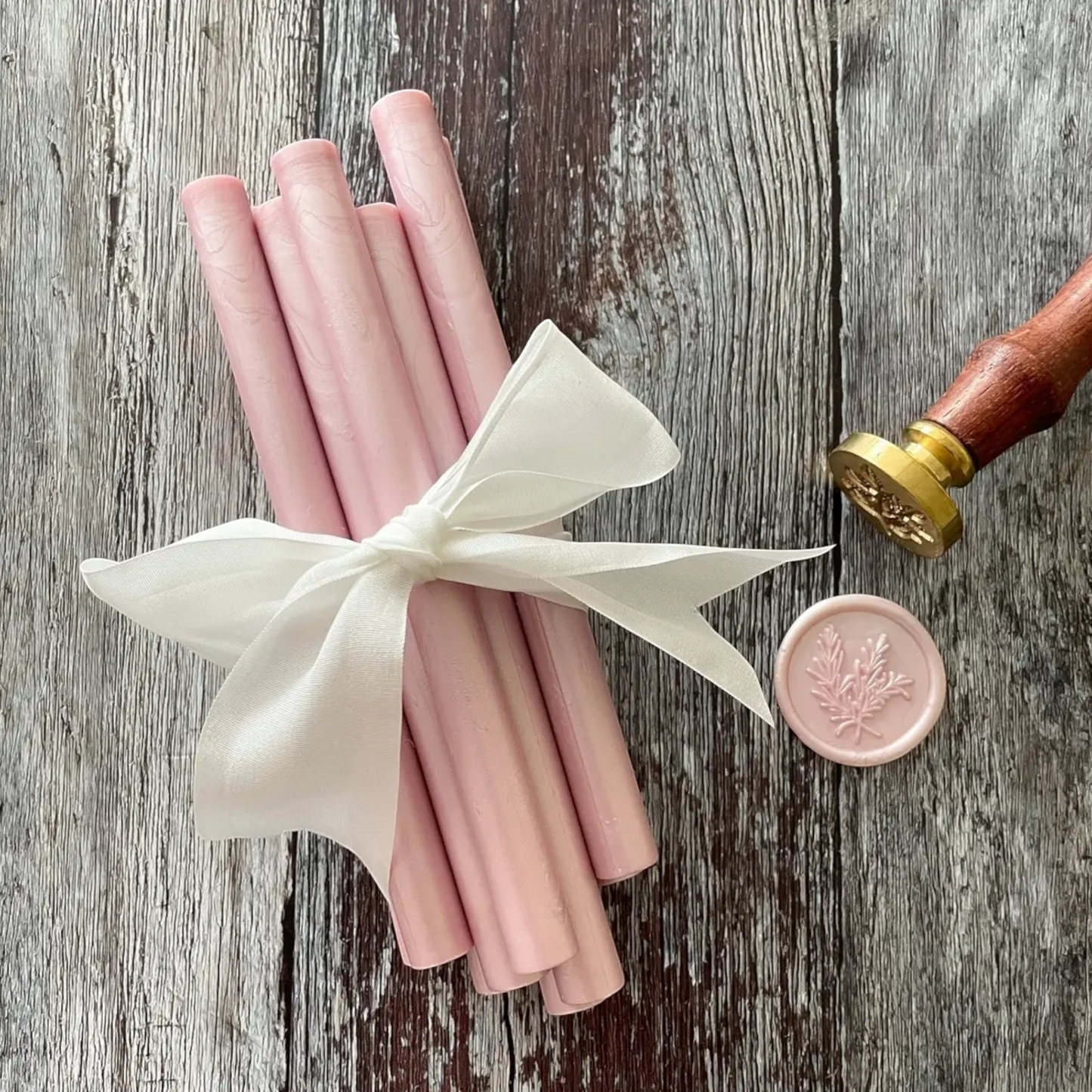 1 x Sealing Wax Stick- Soft Pink